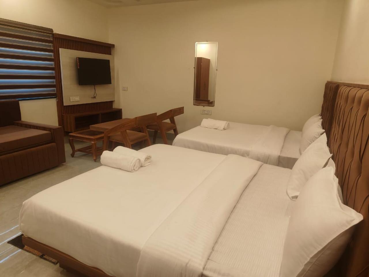 Aroma Resort Rishīkesh Zewnętrze zdjęcie